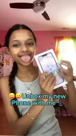 Unbox my new 17e 📱 