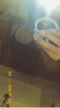 👤