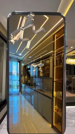 7 clips or photos 