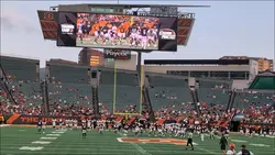JB to UNO deep ball