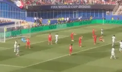Dembele hatrick