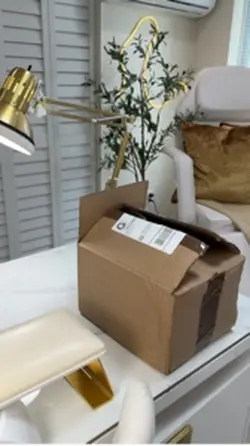 📦 UNBOXING
Yakelin A