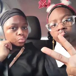 two sisters 
