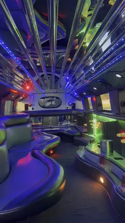 Limo Garage Sailing