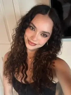 Dani’s eyebrows 😭