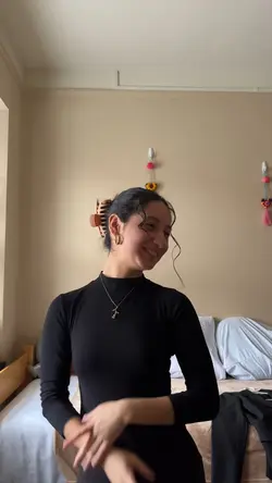 Claw Clip Hairstyle