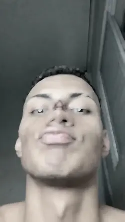 CARA DE PAU...