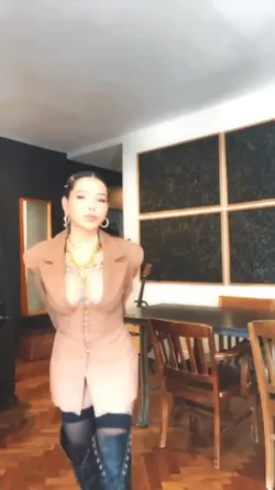 Camera Lenta