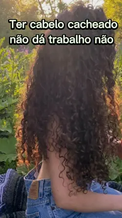 menina de cabelo cac