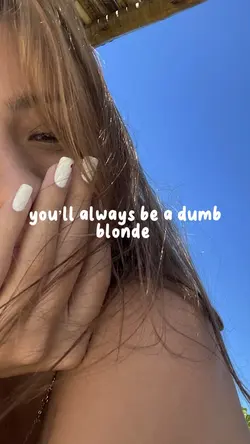 Trend dumb blonde