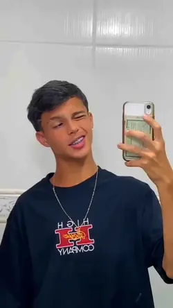 COMO UM RAIO 