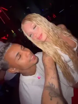 câmera lenta, casal
