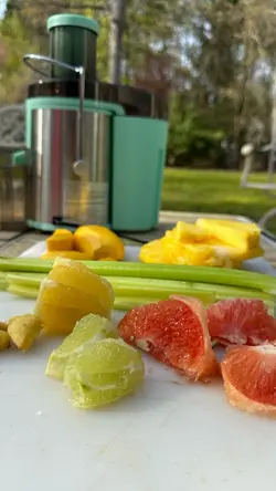Juice with me! 