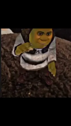 SHREKK😘😘😏😏😏