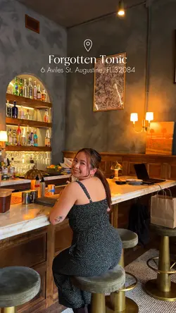 Aesthetic restaurant