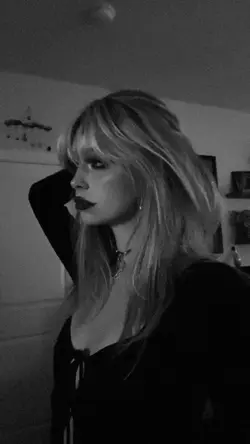 Dark love transition