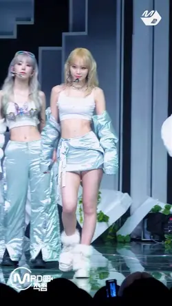 Fancam Chaewon Easy 