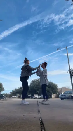 Bestie dance 🩷🪩👯♀️