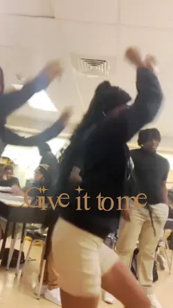 Give it tuh meh