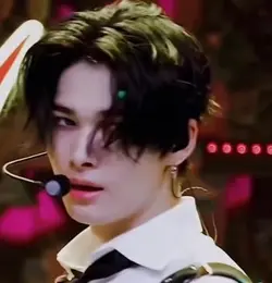 NI-KI??? 😧😍