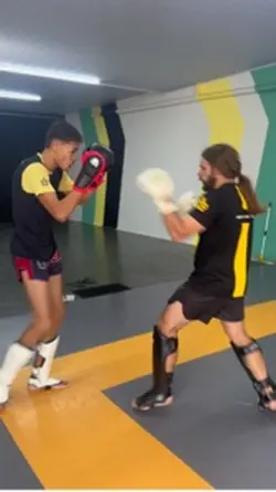 FIGHT SOUND EFFECT