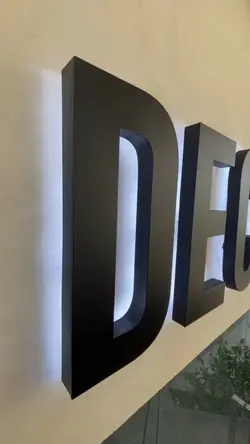 Logomarca con LED