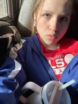 Doing her best ❤️❤️