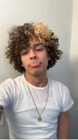 Shegotamilliondollar