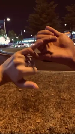 🩷💅🏻.
