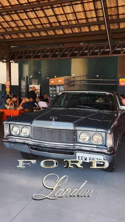 Ford Landau 