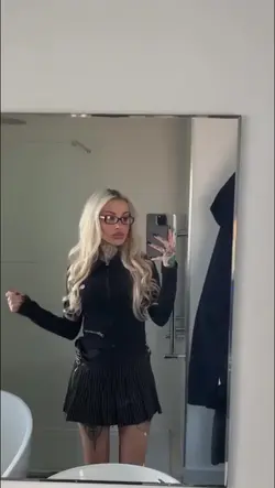 lunch: pictures in the mirror