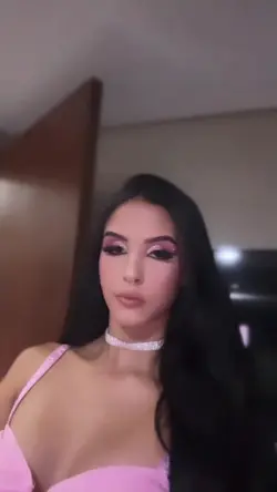 Dama de vermelho 
