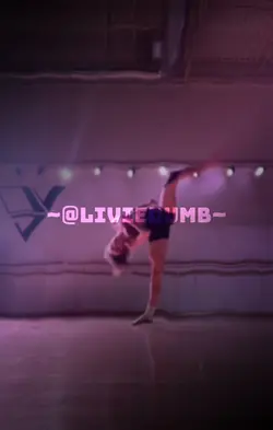 Acro ~🙀💪🫶