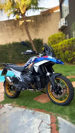 EDIT MOTO BMW R1300 