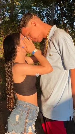 👩❤️👨
