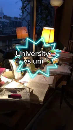 University📚🎓vs Uni🍾🍻