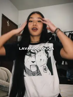 Tu lavando louça 