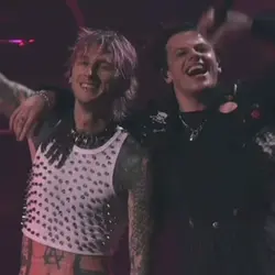 Mgk & yungblud 