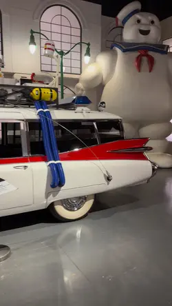 Carro caça fantasma 