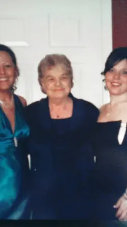 Mom's & Daughters!