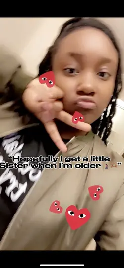 Little sister 😇💕