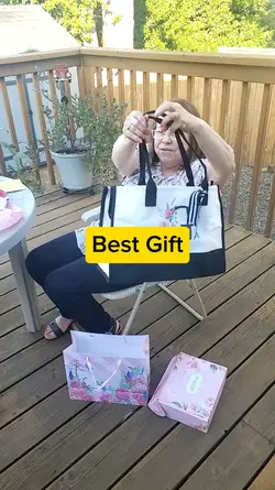 Tote bag