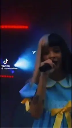 melanie clip