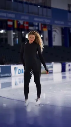 ICE SKIING🧊1 VIDEO⛸️