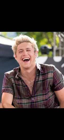 HappyBirthdayNiall!!