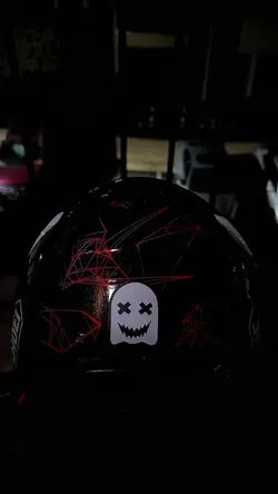 Helmet Aura
