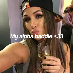 Nikki Bella || ★