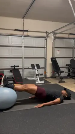 Hamstring curls 
