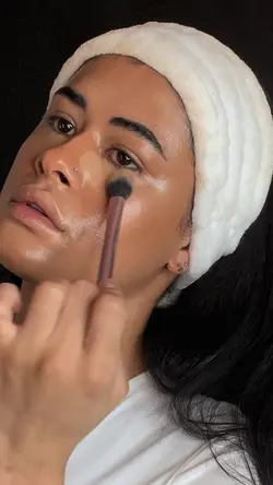 Glowy Bronzed Makeup