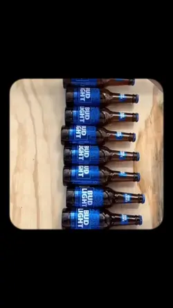 Catchy hook clip